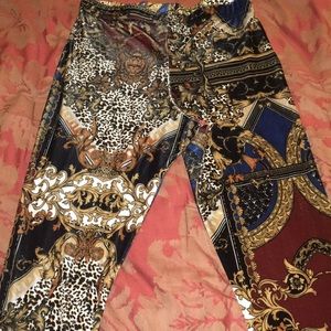 Velvet stretch pants.